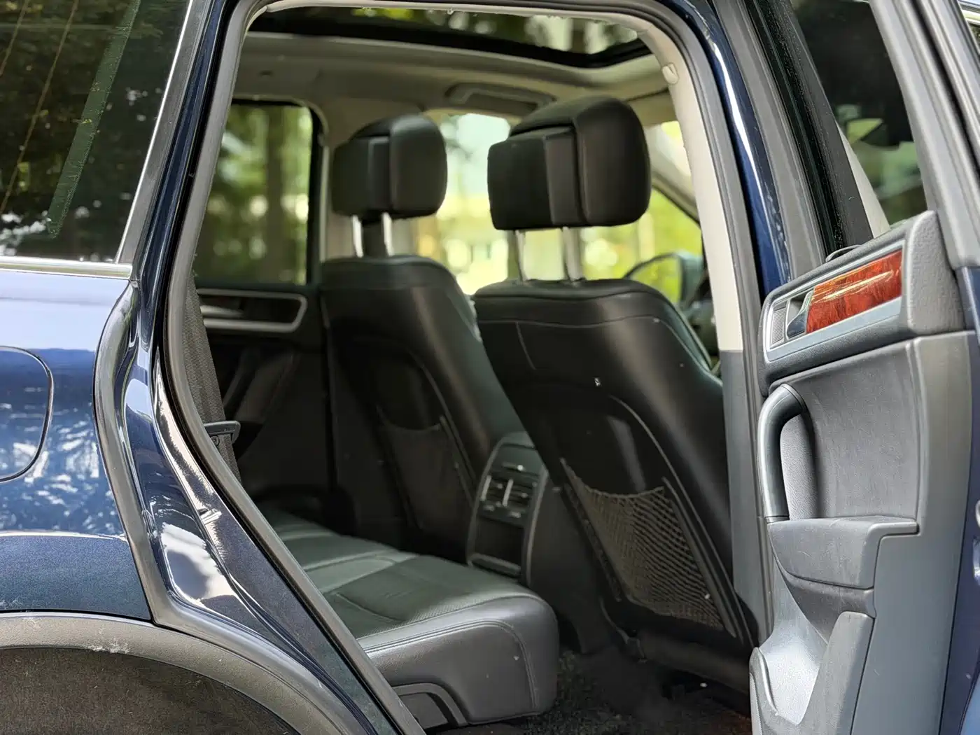 Volkswagen Touareg 2011 3.0TSI Comfort фото 12