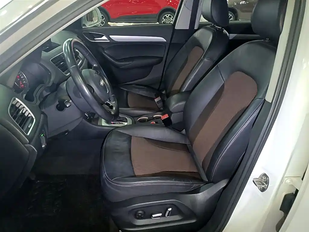 Audi Q3 2017 30 TFSI Fashion фото 15