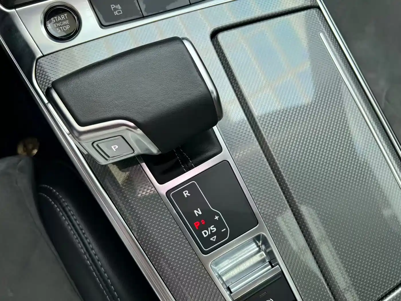 Audi A6L 2022 40 TFSI Luxury Dynamic фото 6