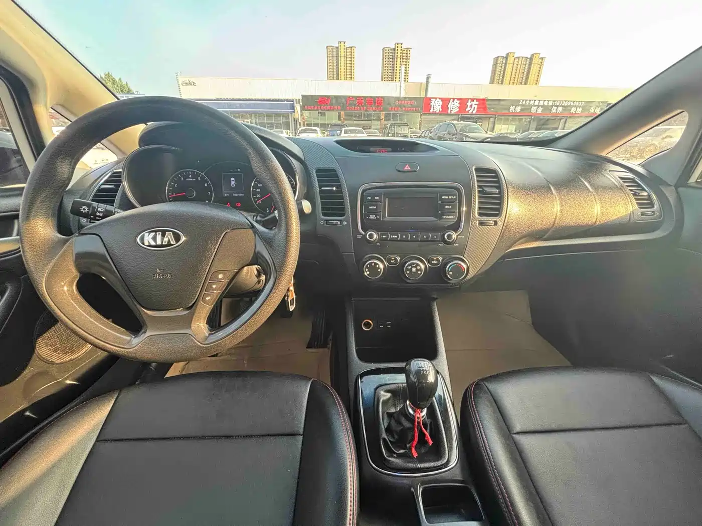 Photo 13 - Kia K3