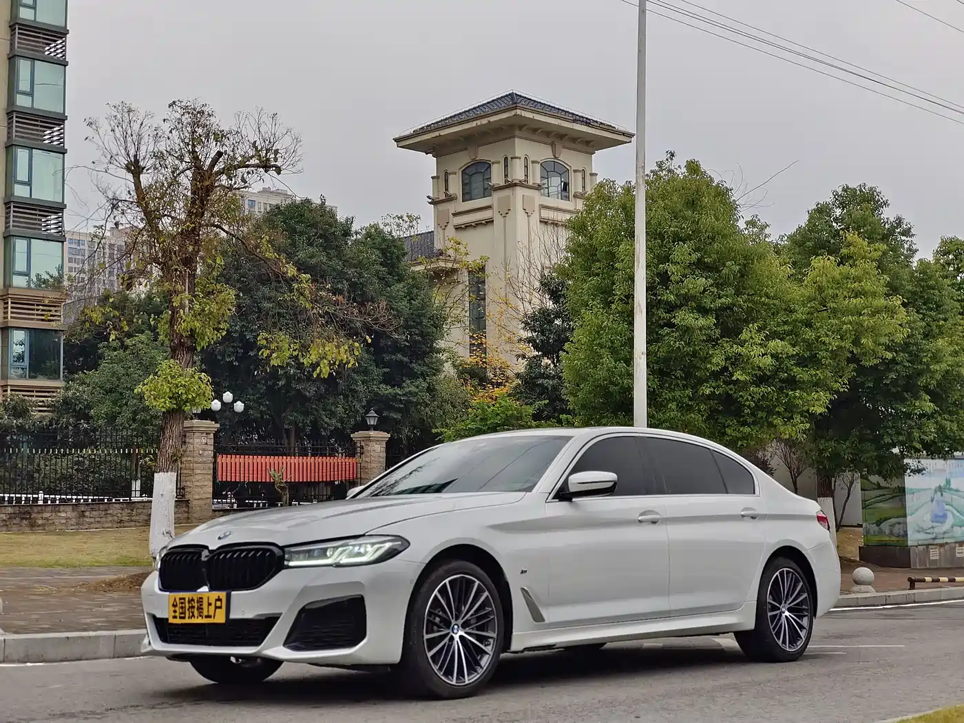 BMW 5 Series 2023 530Li Leading M Sport Package