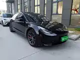 Фото 4 - Tesla Model 3