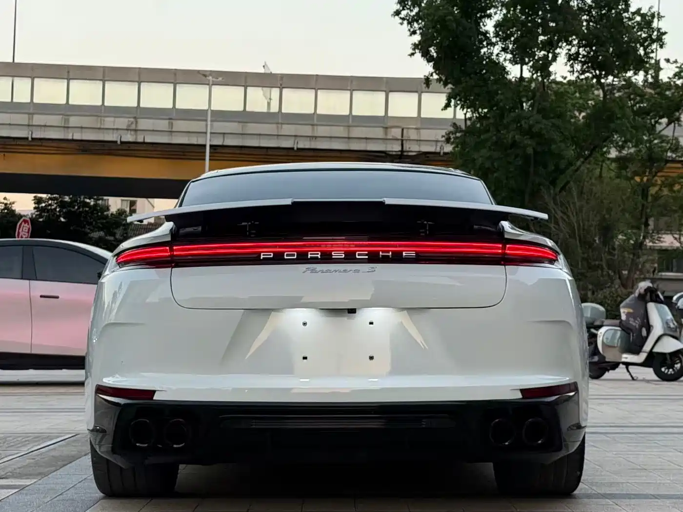 Porsche Panamera 2014 Panamera S Executive 3.0T фото 5