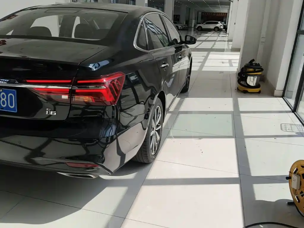 Roewe i6 2018 2018 20T Automatic Flagship Edition