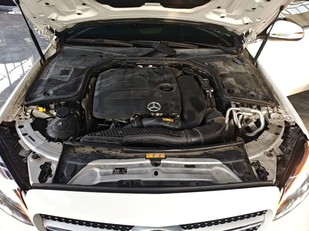 Фото 16 - Mercedes-Benz C-Class