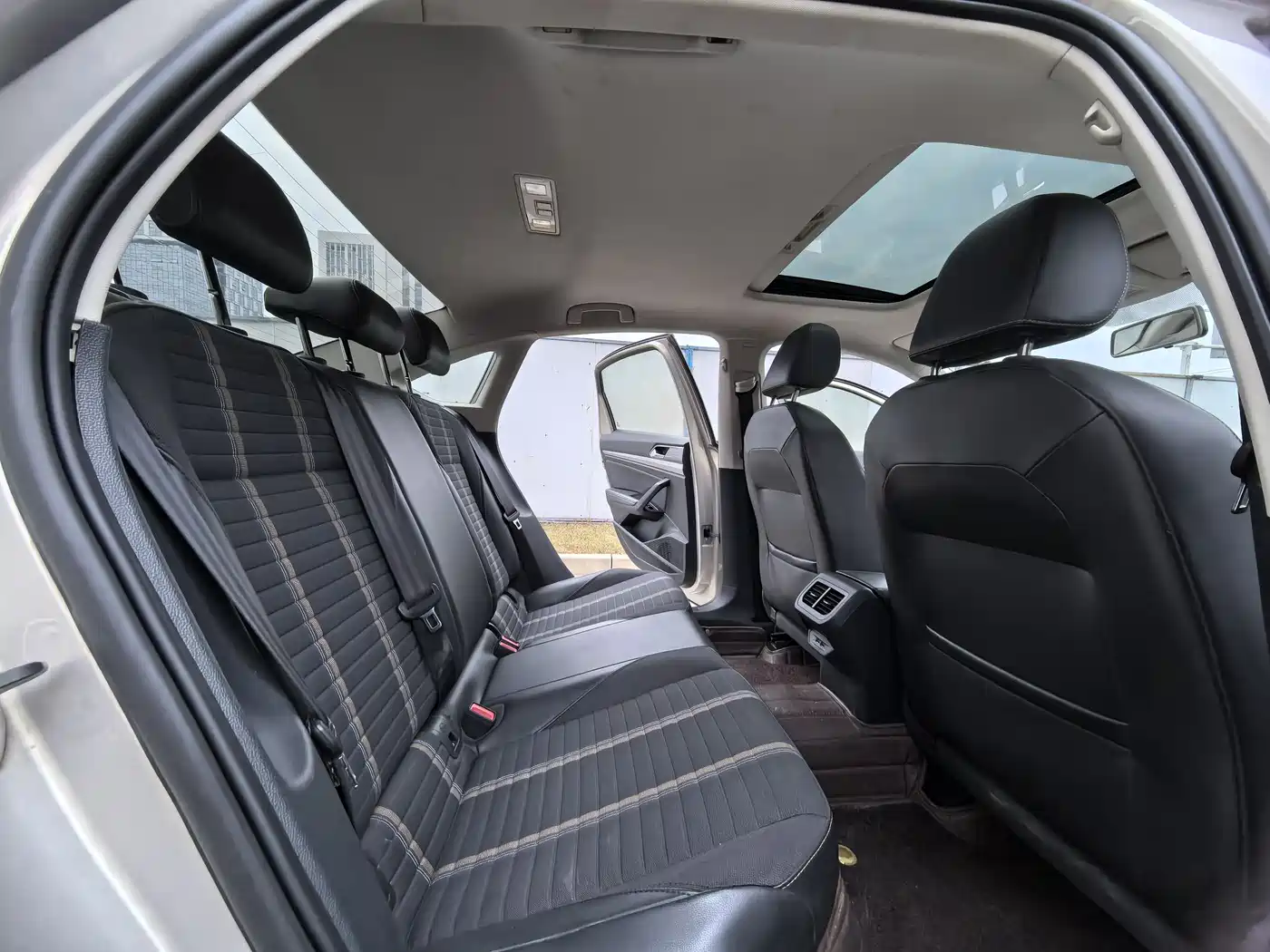 Volkswagen Lavida 2019 280TSI DSG Comfort Edition China VI фото 8