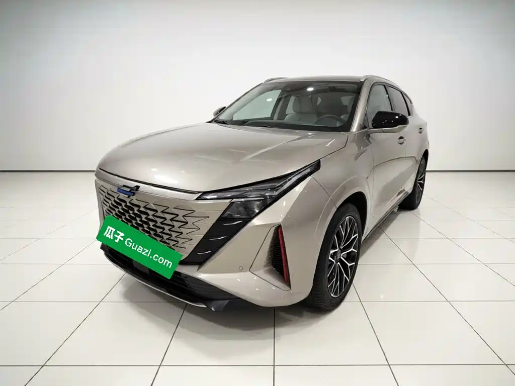 Changan Oshan Z6 2022 Blue Whale 1.5T DCT Intelligent Leader