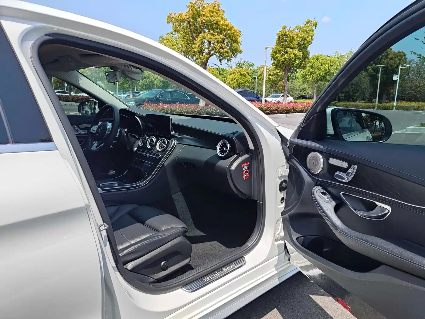 Mercedes-Benz C-Class 2020 Facelift C 260 L Sport фото 12