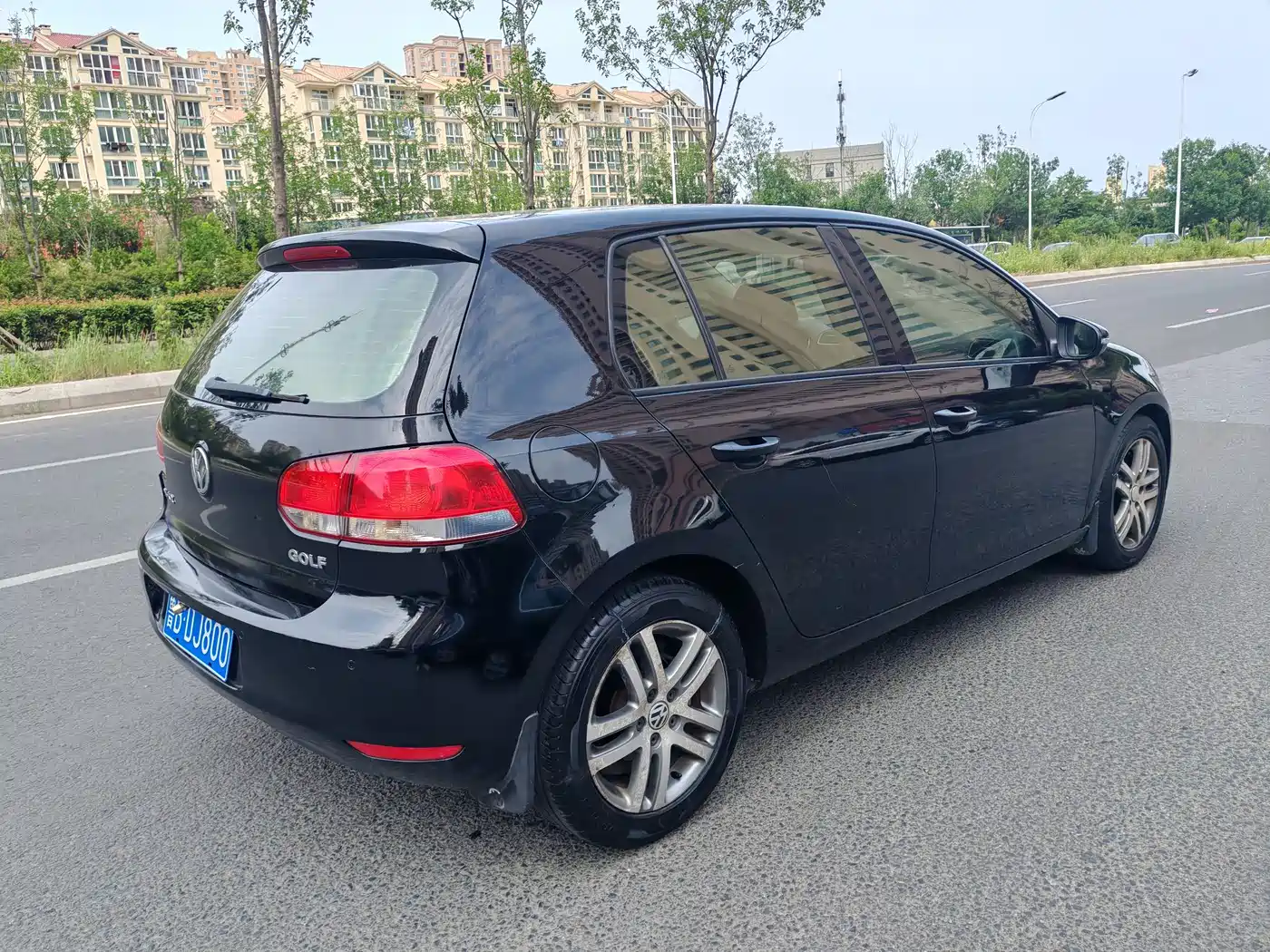Volkswagen Golf 2010 2010 1.6 Auto Luxury