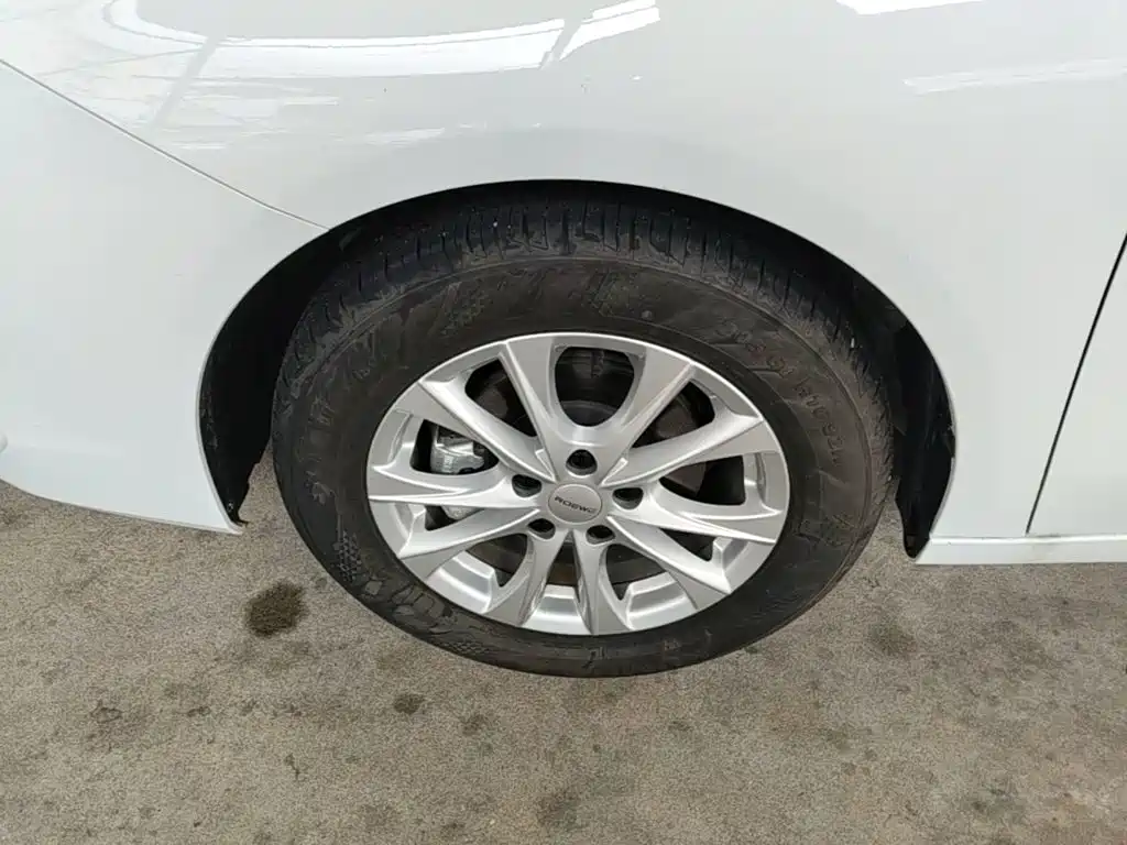 Roewe i5 2025 2023 1.5L CVT Luxury Edition