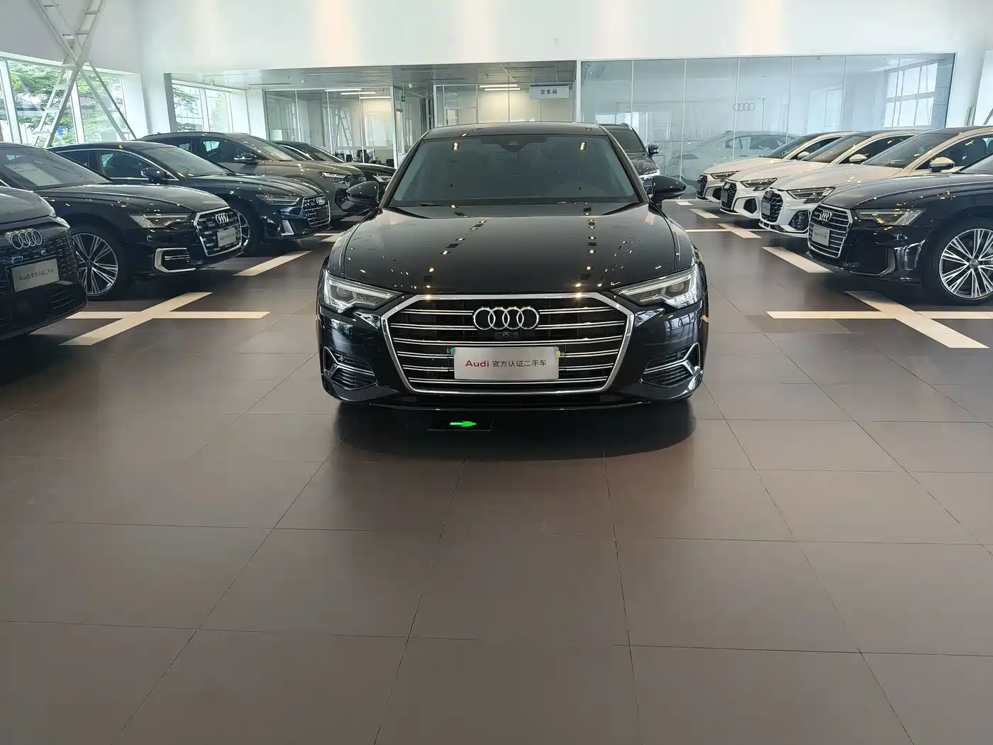Photo 3 - Audi A6L