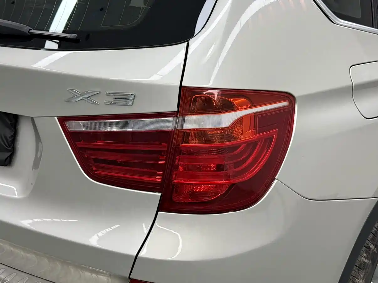 صورة 14 - BMW X3 (Import)