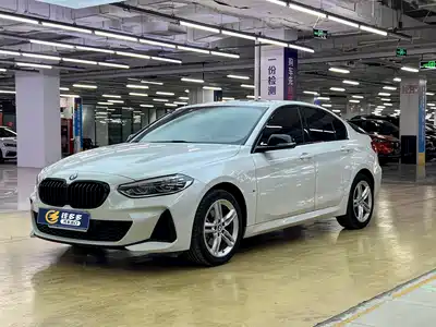 BMW 1