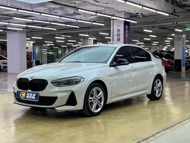 BMW 1 120i, M Спорт, чёрный пакет