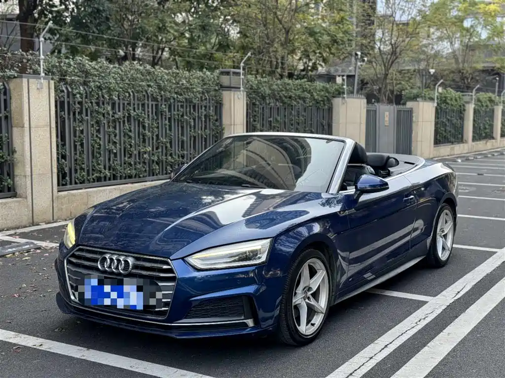 Audi A5 (Import) 2017 Cabriolet 40 TFSI Fashion фото 2