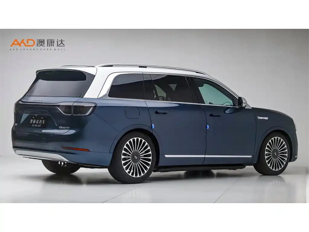 AITO Wenjie AITO M9 2024 Extended Range Ultra 42kWh 6-Seater фото 3