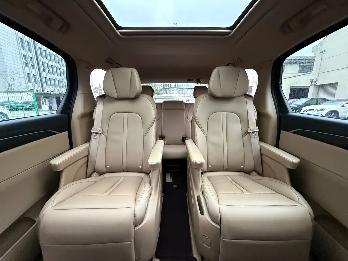 Buick GL8 2021 ES Landlord 653T Luxury фото 22