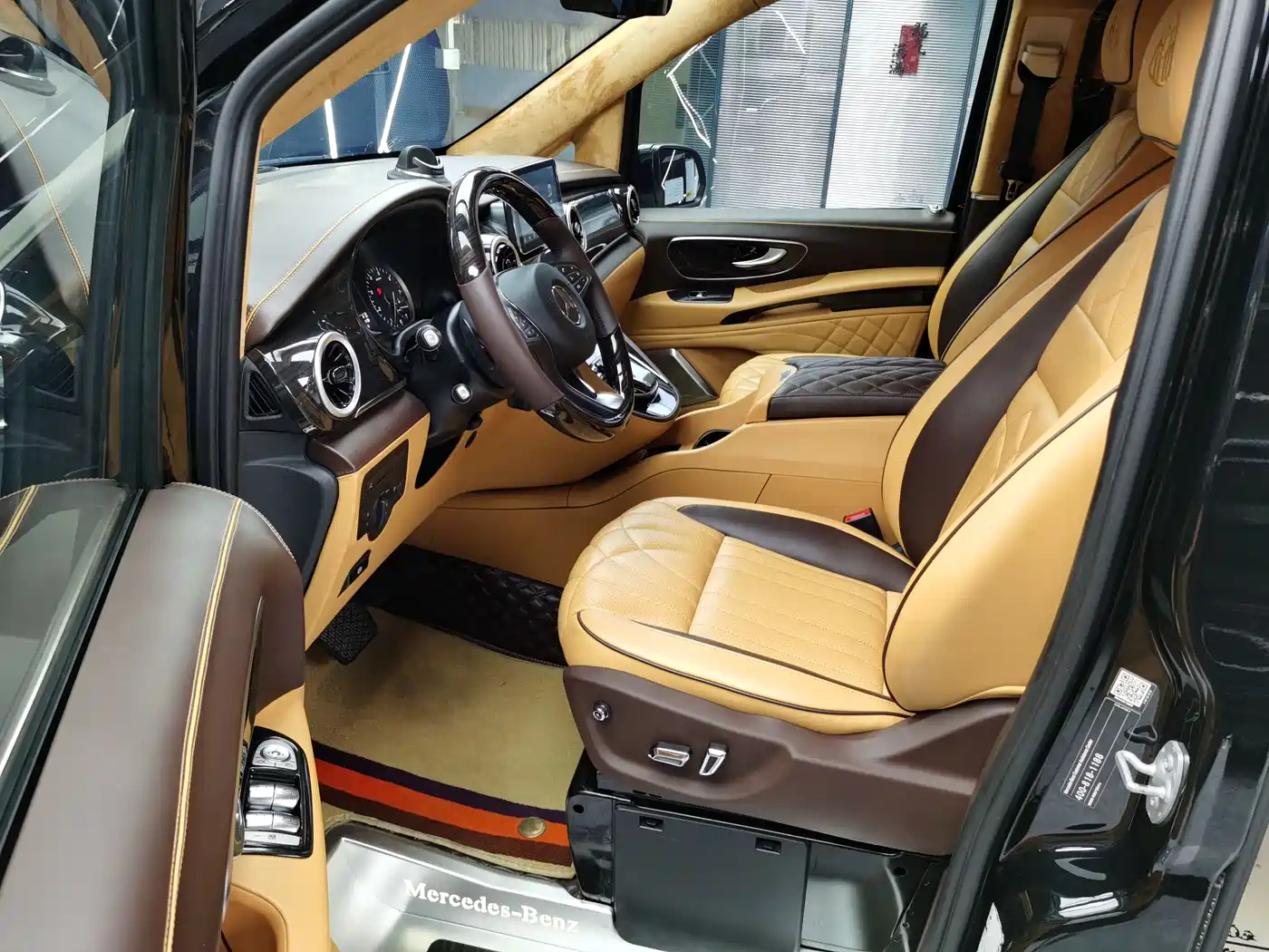 Mercedes-Benz Vito 2020 2.0T Business Edition (7-seater) фото 3