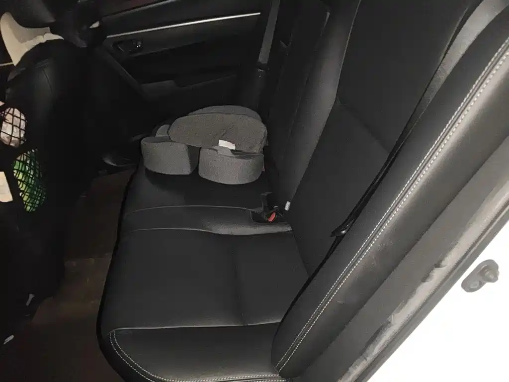 Toyota Corolla Twin Engine E+ 2021 2020 1.8L E-CVT Comfort Edition