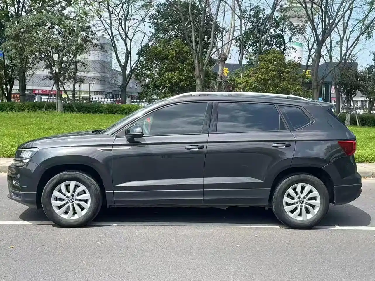 Volkswagen Tharu 2022 280TSI 2WD Trend фото 5