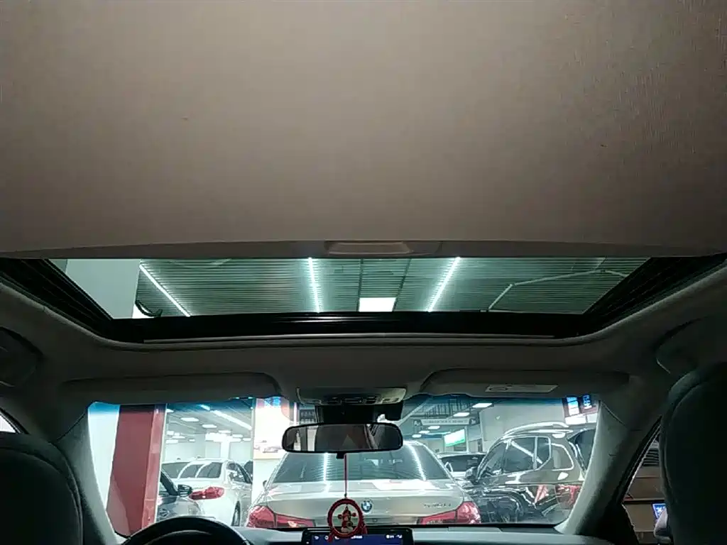 Toyota Camry 2021 2.0G Luxury Edition фото 18