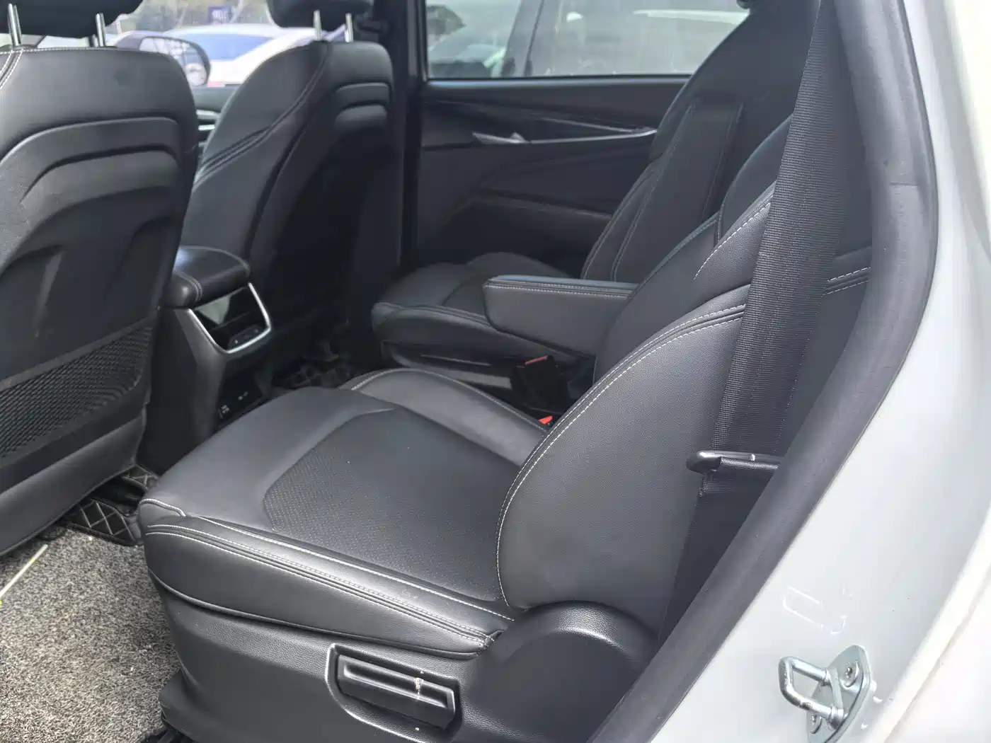 SAIC Maxus Maxus G50 2019 2019 1.5T Automatic Luxury Edition China V