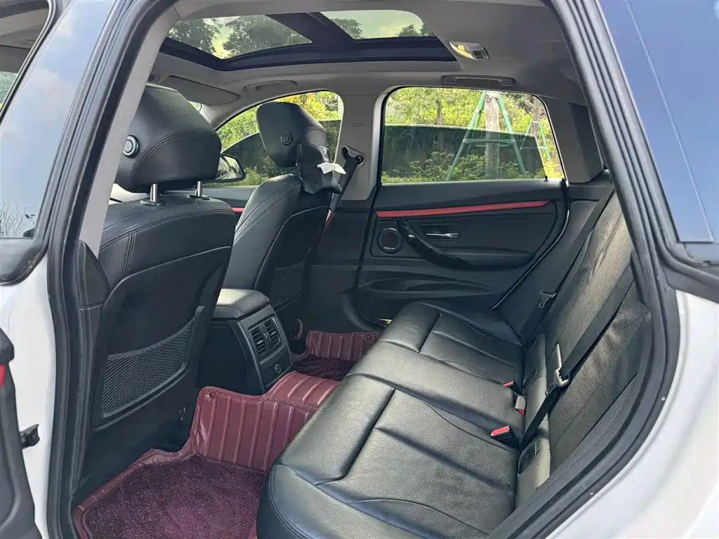 BMW 3 Series GT 2016 320i Design Package фото 6