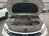 Фото 20 - Geely Vision