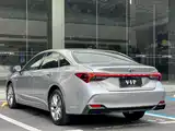 Фото 8 - Toyota Avalon