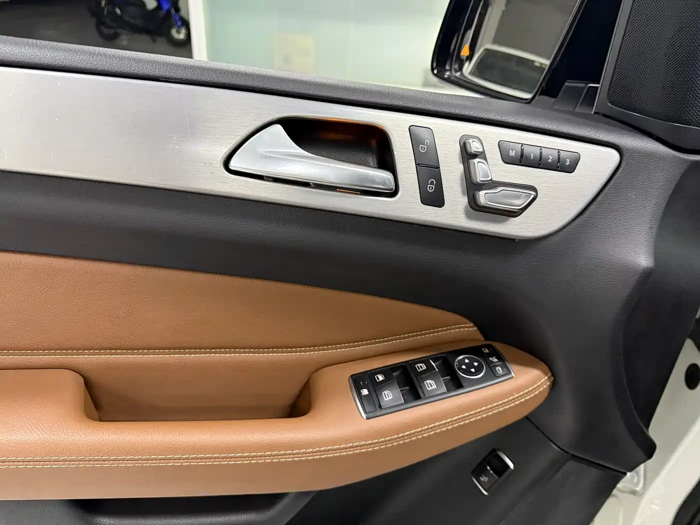Mercedes-Benz GLE 2016 GLE 450 AMG 4MATIC фото 9