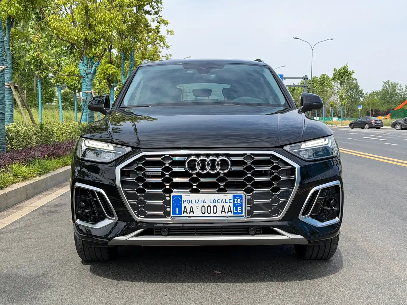 Audi Q5L 2025 40 TFSI Fashion Dynamic фото 2