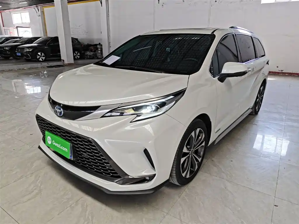 Toyota Granvia 2023 2.5L Hybrid Prestige PLUS Edition