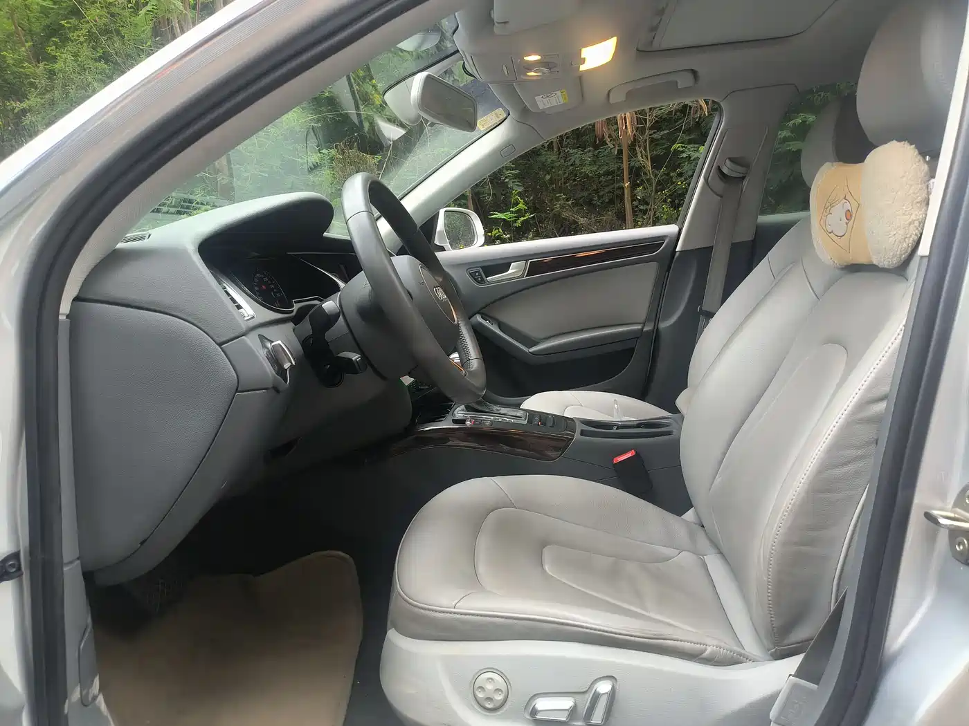 Audi A4L 2013 35 TFSI Automatic Comfort фото 4