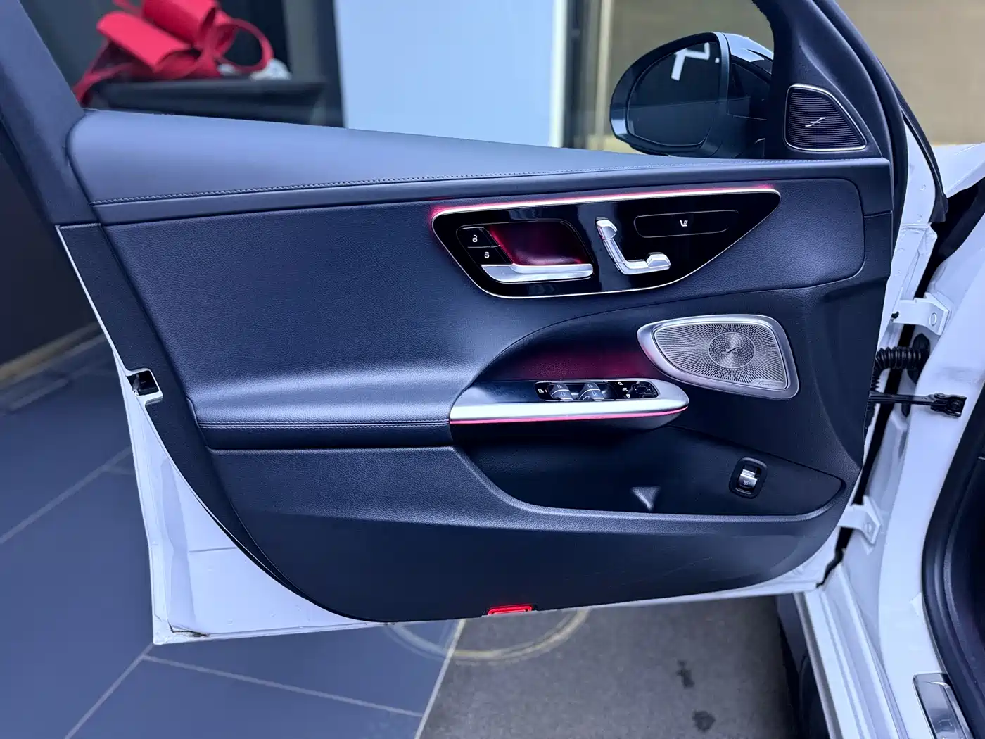 Mercedes-Benz C-Class 2024 Second Facelift C 260 L Night Edition Sport фото 3
