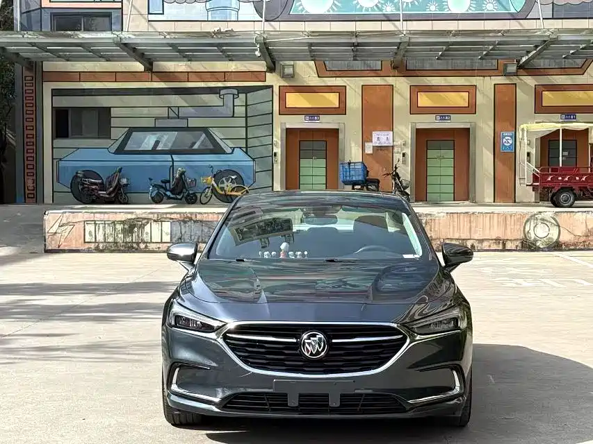 Buick LaCrosse 2019 28T Luxury Edition фото 2