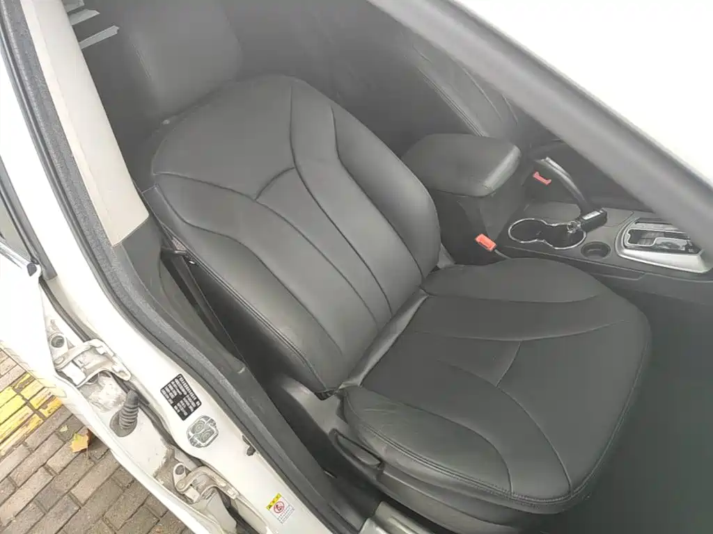 GAC Trumpchi Trumpchi GS5 2014 2012 2.0L Automatic 2WD Anniversary Edition