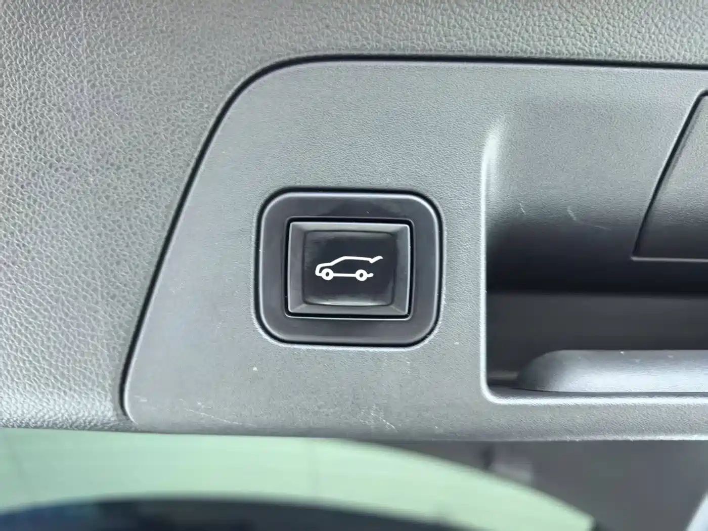 Buick Envision S 2022 Envision S 652T 2WD Luxury фото 24