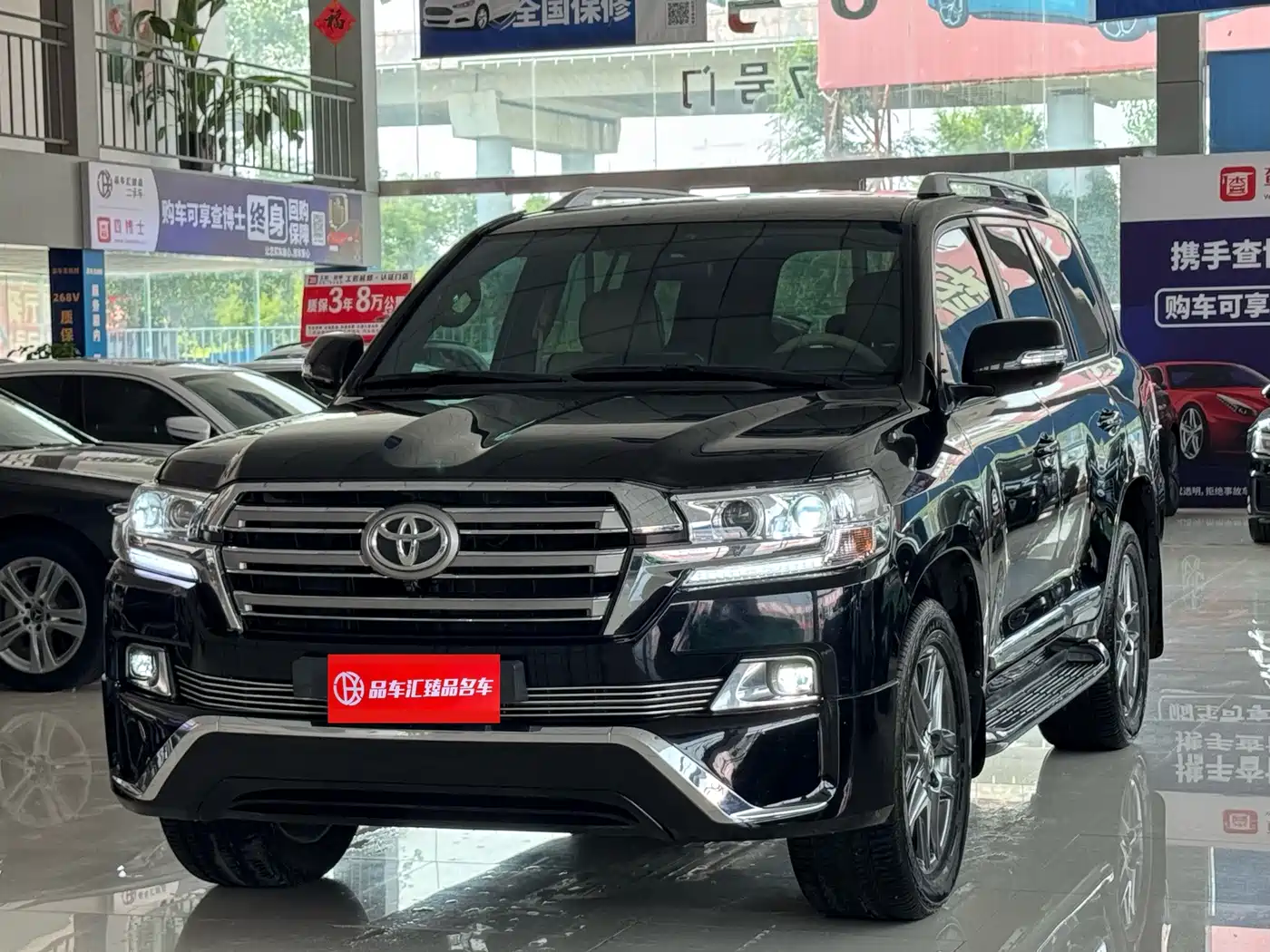 2018 Toyota Land Cruiser (Import)