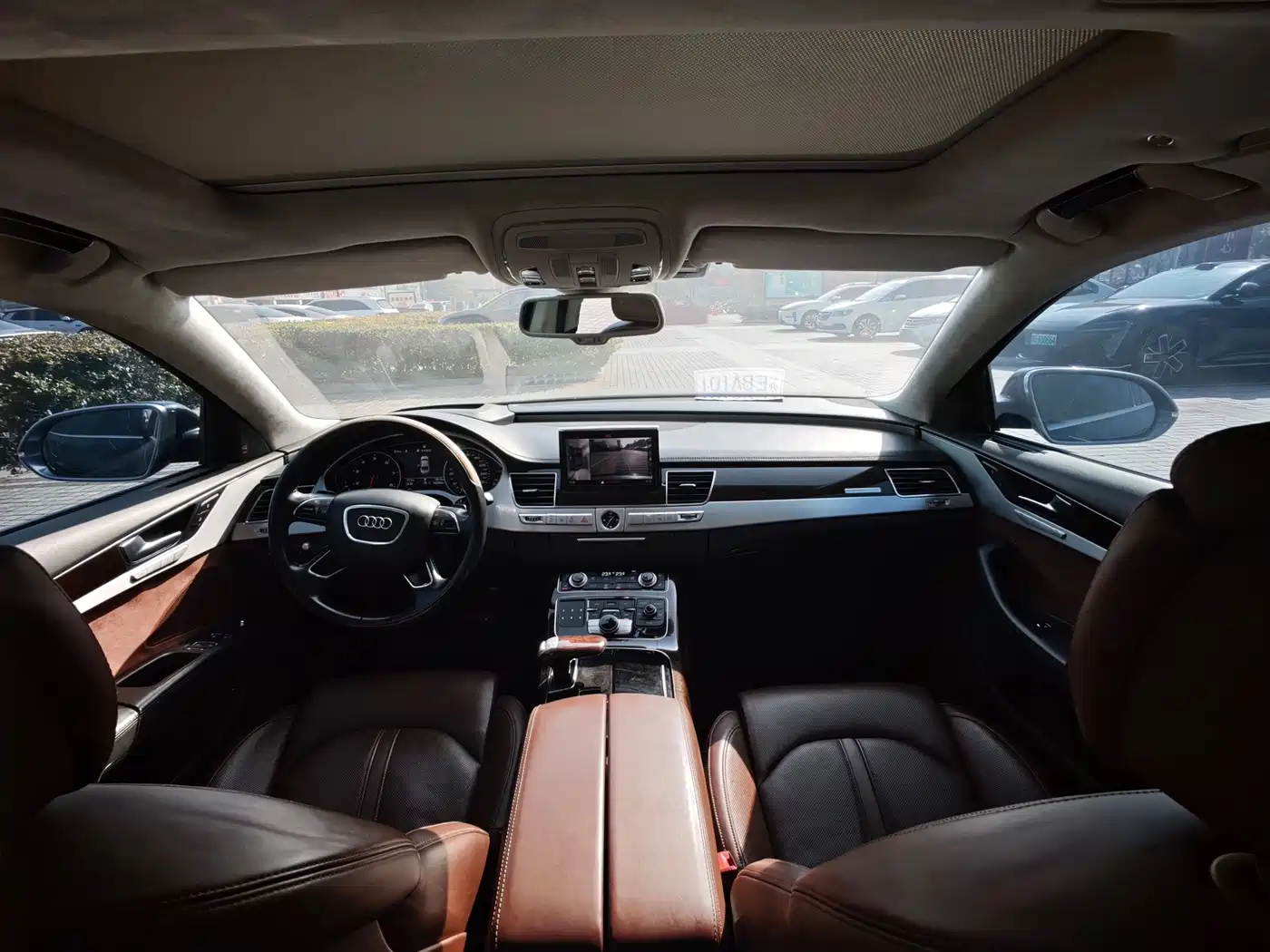 Audi A8 2014 A8L 6.3 FSI W12 quattro Flagship фото 9