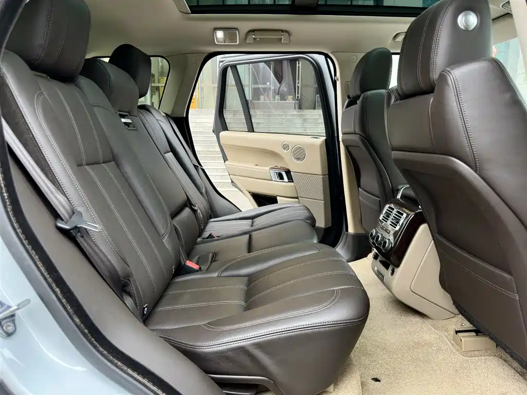 Land Rover Range Rover 2015 3.0 SC V6 Vogue фото 14