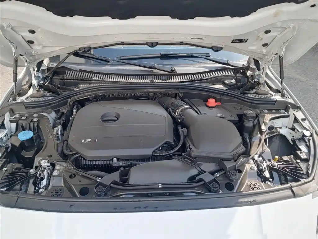 BMW 2 Series 2025 2025 225L M Sport Package