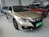 Фото 4 - Honda Accord