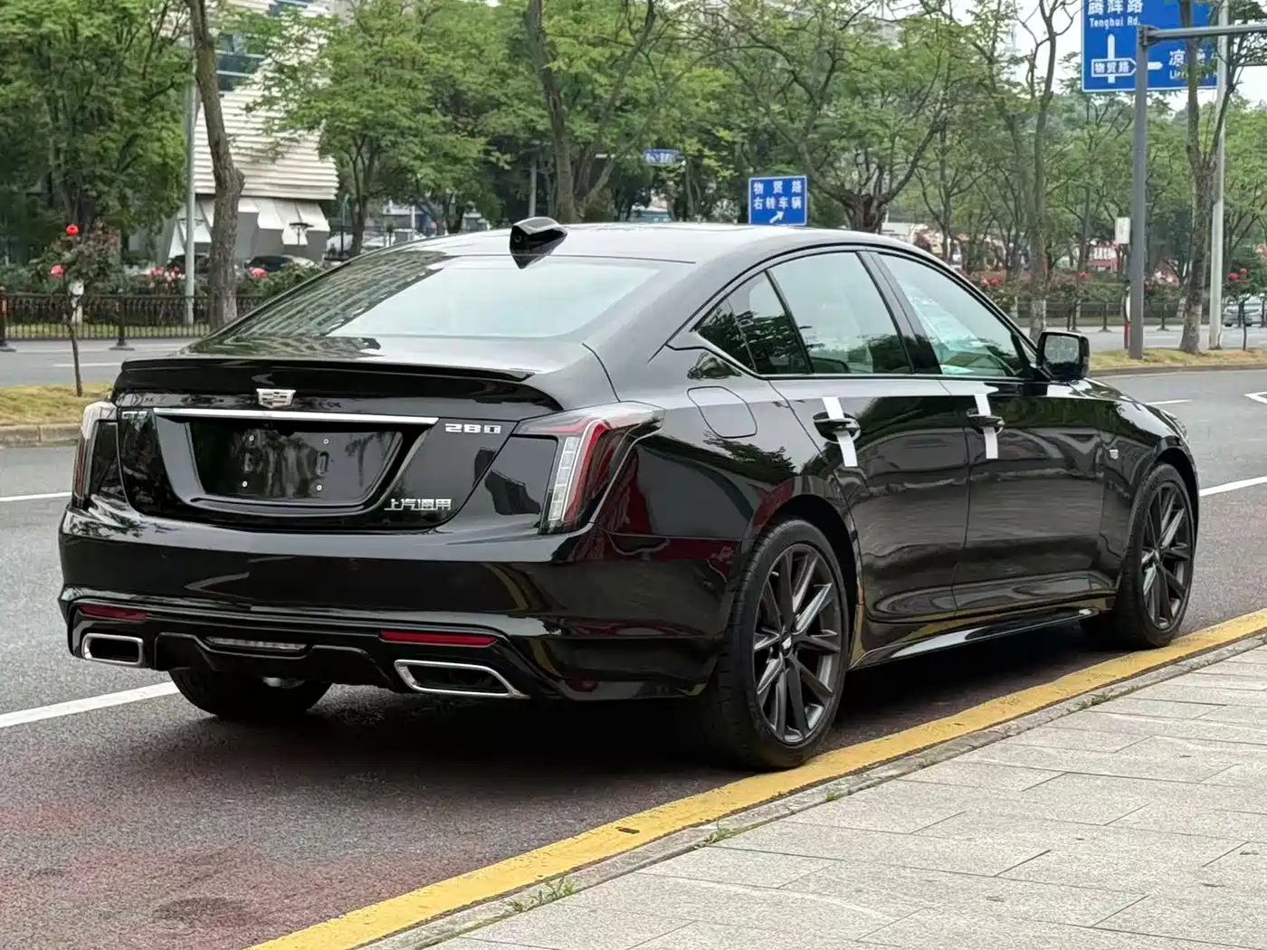 Cadillac CT5 2024 28T Platinum Edition фото 8