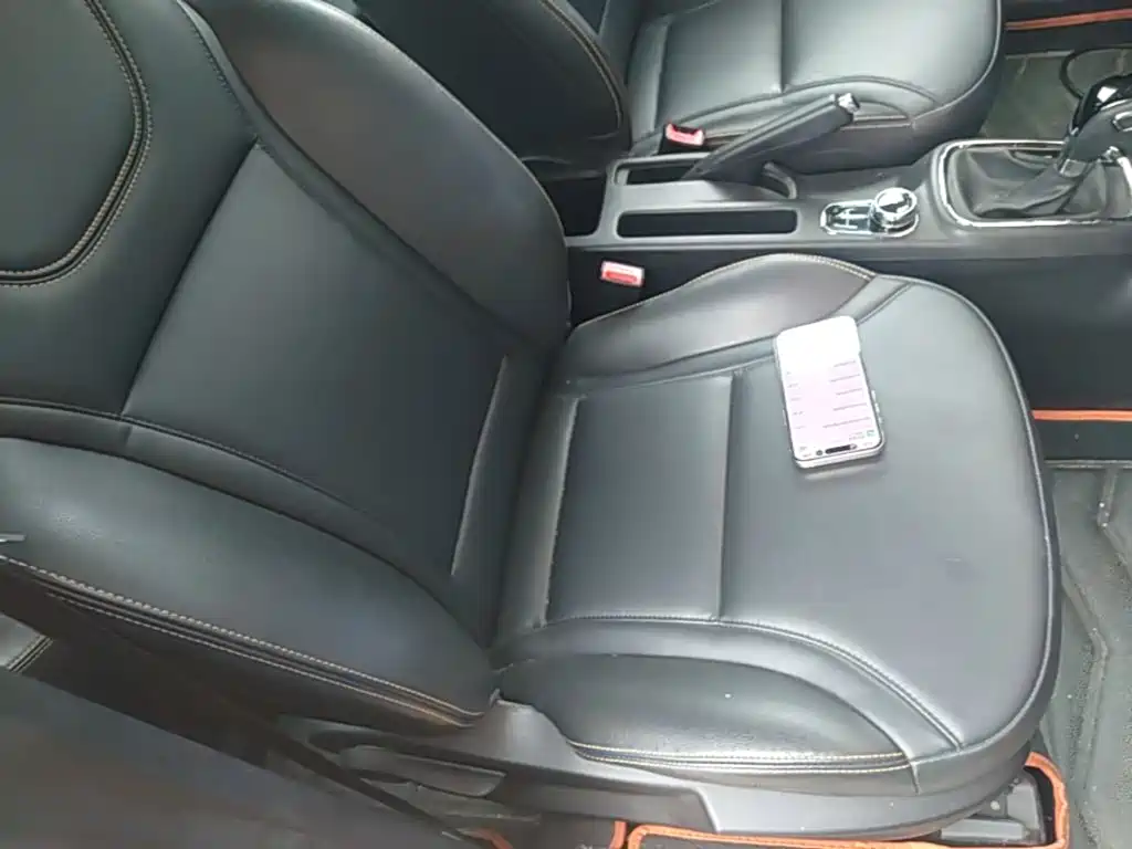 Dongfeng Aeolus Dongfeng Fengshen AX4 2018 2017 1.4T DCT Trendy