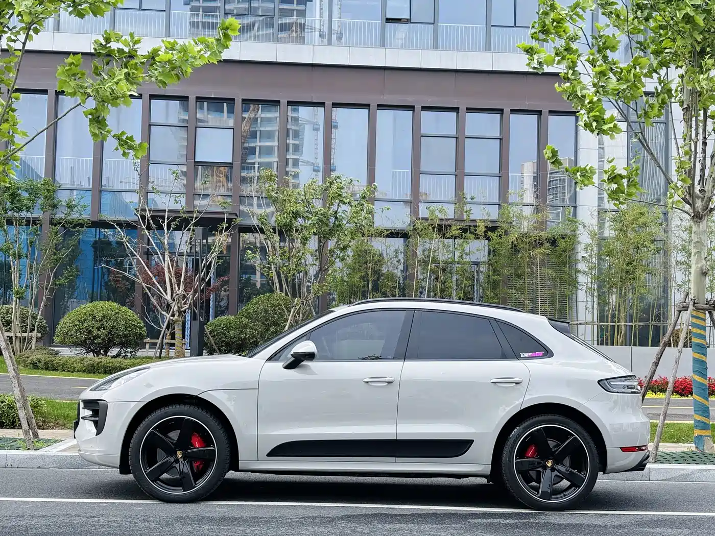 Porsche Macan 2022 Macan GTS 2.9T фото 3
