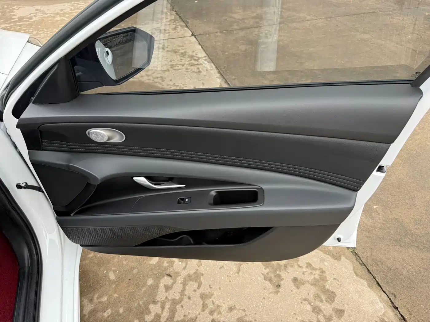 MODERN ELANTRA