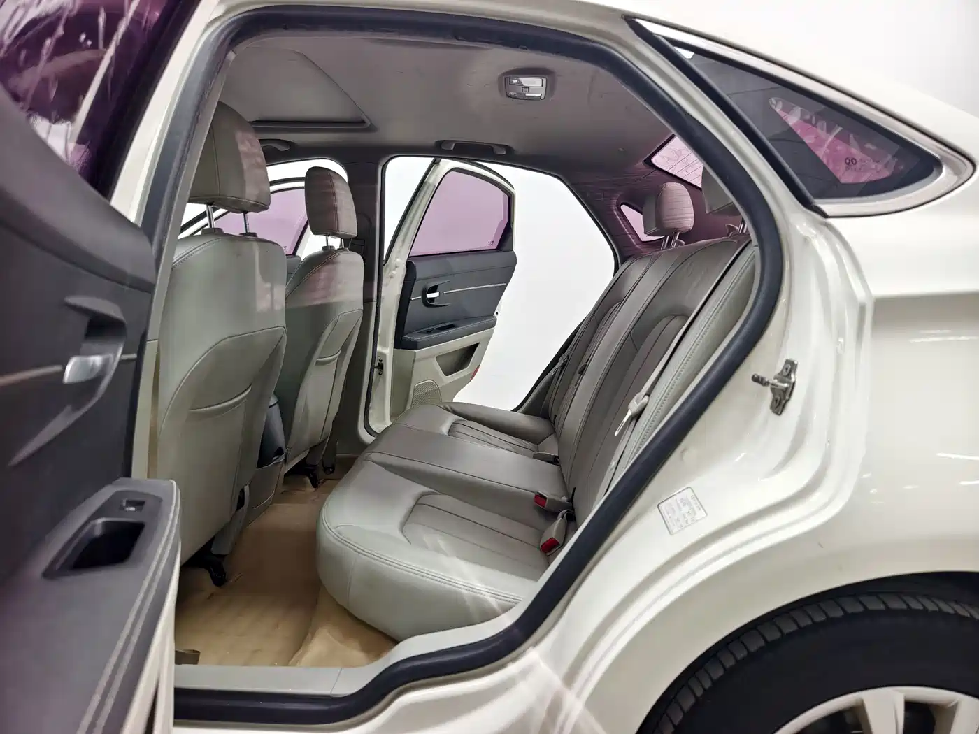 BAIC Senova D50 2015 2014 1.5L Manual Comfort
