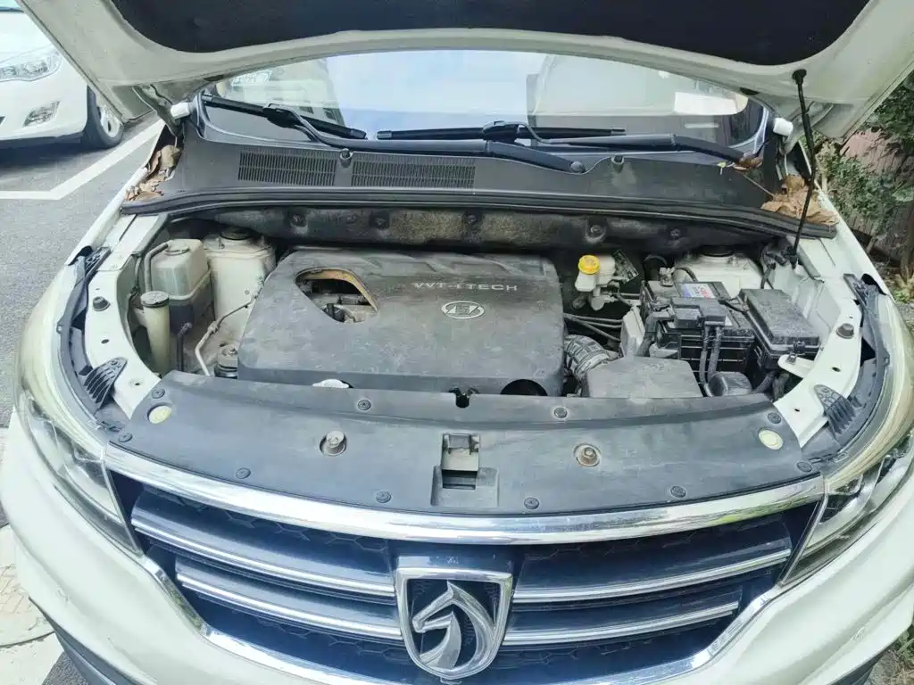 Photo 3 - Baojun 730