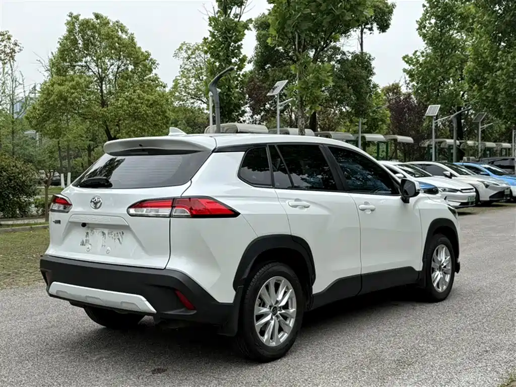 Toyota Corolla Cross 2023 2.0L Elite Edition фото 14