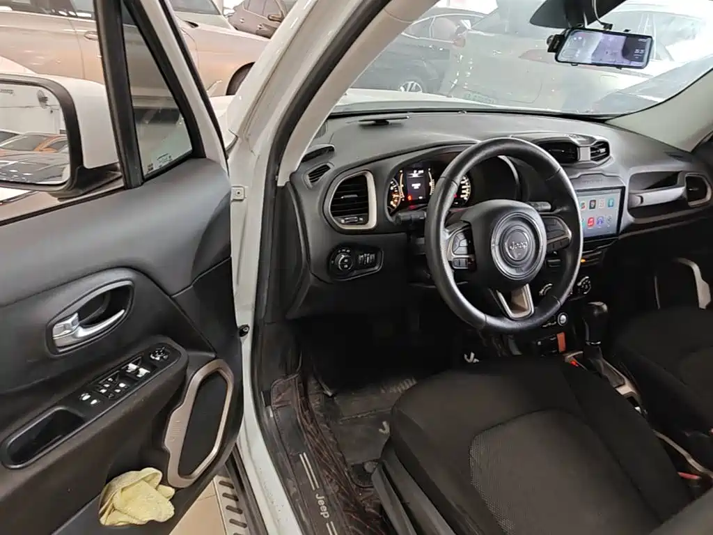 Jeep Renegade 2016 2016 1.4T Automatic Kinetic Edition